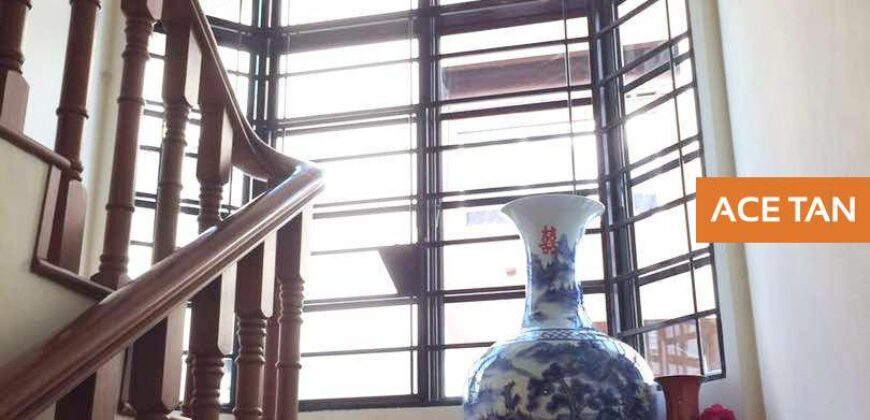 Taman Century Garden – 2 Storey Bungalow – FOR SALE Taman Century Garden – 2 Storey Bungalow – FOR SALE