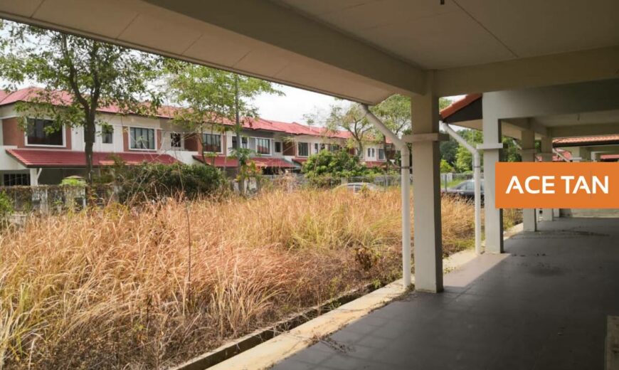 Taman Laguna – 2 Storey Corner SuperLink House – FOR SALE Taman Laguna – 2 Storey Corner SuperLink House – FOR SALE