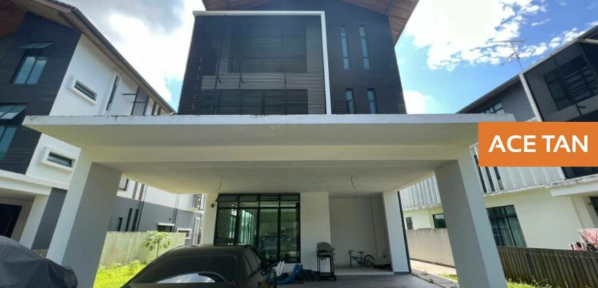 Senibong Cove – 3 Storey Bungalow – FOR SALE Senibong Cove – 3 Storey Bungalow – FOR SALE