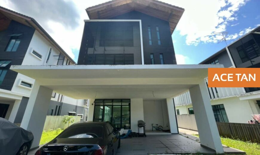 Senibong Cove – 3 Storey Bungalow – FOR SALE Senibong Cove – 3 Storey Bungalow – FOR SALE
