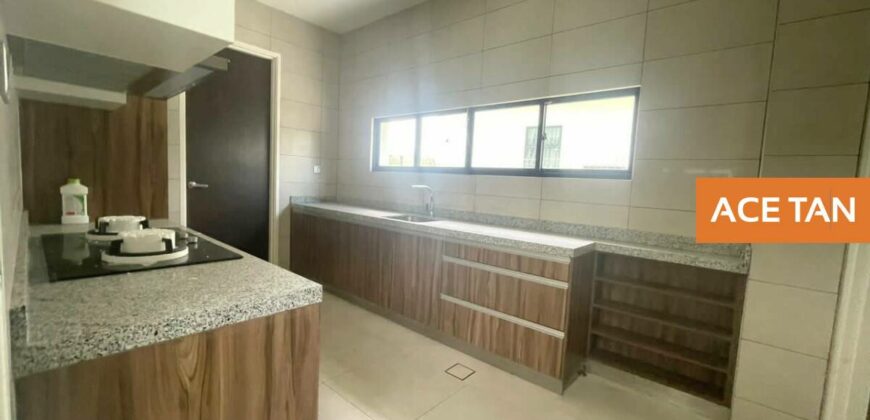 Senibong Cove – 3 Storey Bungalow – FOR SALE Senibong Cove – 3 Storey Bungalow – FOR SALE