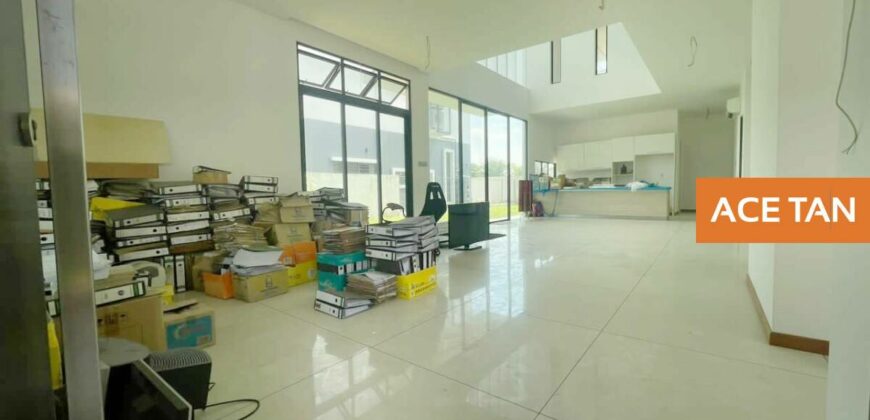 Senibong Cove – 3 Storey Bungalow – FOR SALE Senibong Cove – 3 Storey Bungalow – FOR SALE