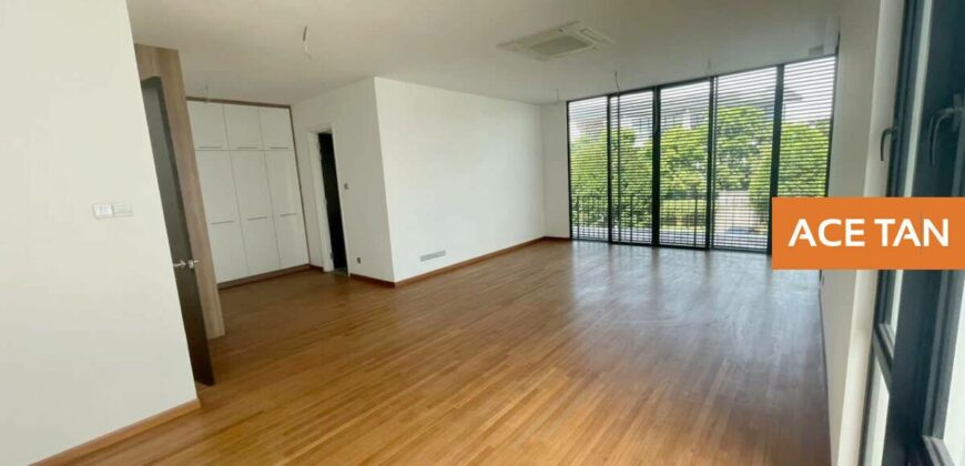 Senibong Cove – 3 Storey Bungalow – FOR SALE Senibong Cove – 3 Storey Bungalow – FOR SALE