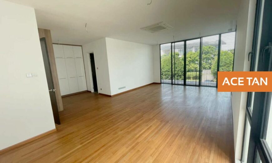 Senibong Cove – 3 Storey Bungalow – FOR SALE Senibong Cove – 3 Storey Bungalow – FOR SALE