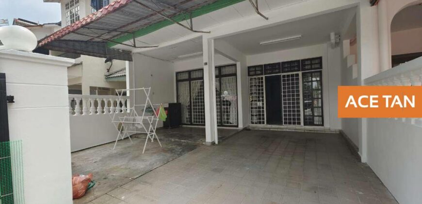 Taman Suria – 3 Storey Terrace House – FOR SALE Taman Suria – 3 Storey Terrace House – FOR SALE