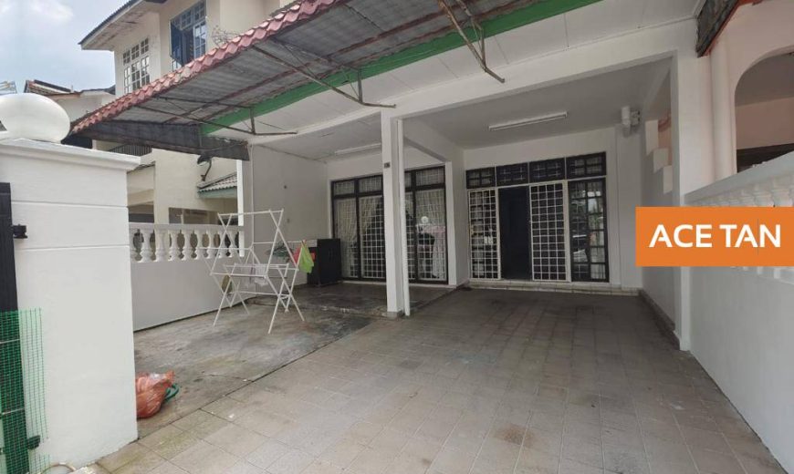 Taman Suria – 3 Storey Terrace House – FOR SALE Taman Suria – 3 Storey Terrace House – FOR SALE