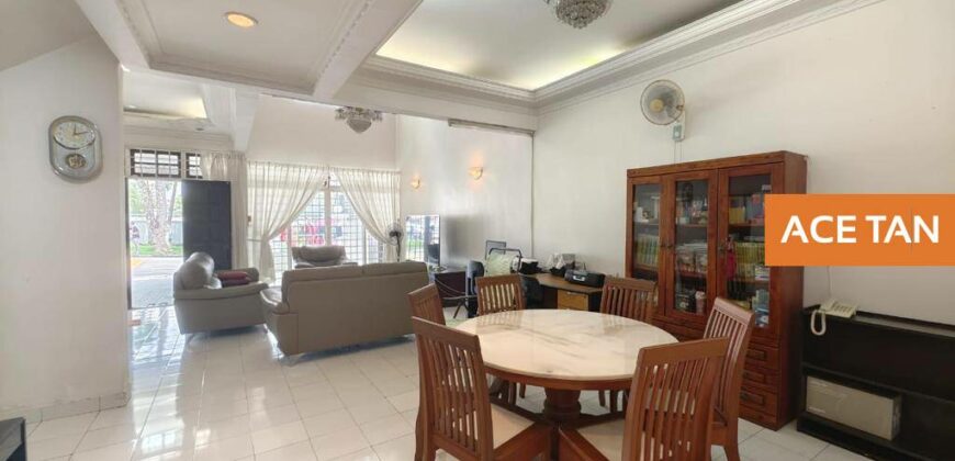 Taman Suria – 3 Storey Terrace House – FOR SALE Taman Suria – 3 Storey Terrace House – FOR SALE