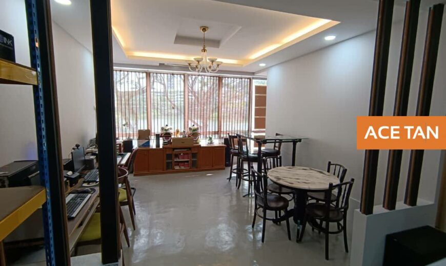 Mount Austin – 3 Storey ShopLot – FOR SALE Mount Austin – 3 Storey ShopLot – FOR SALE