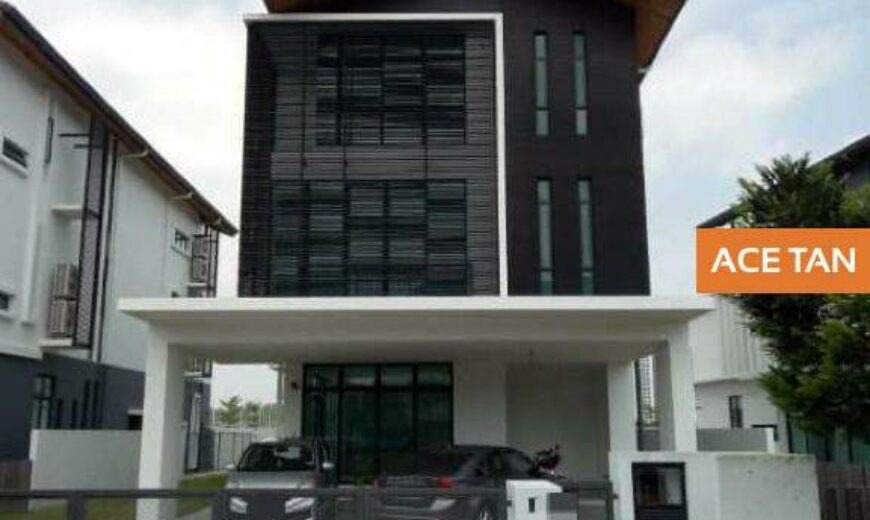 Senibong Cove – 3 Storey Bungalow – FOR SALE Senibong Cove – 3 Storey Bungalow – FOR SALE