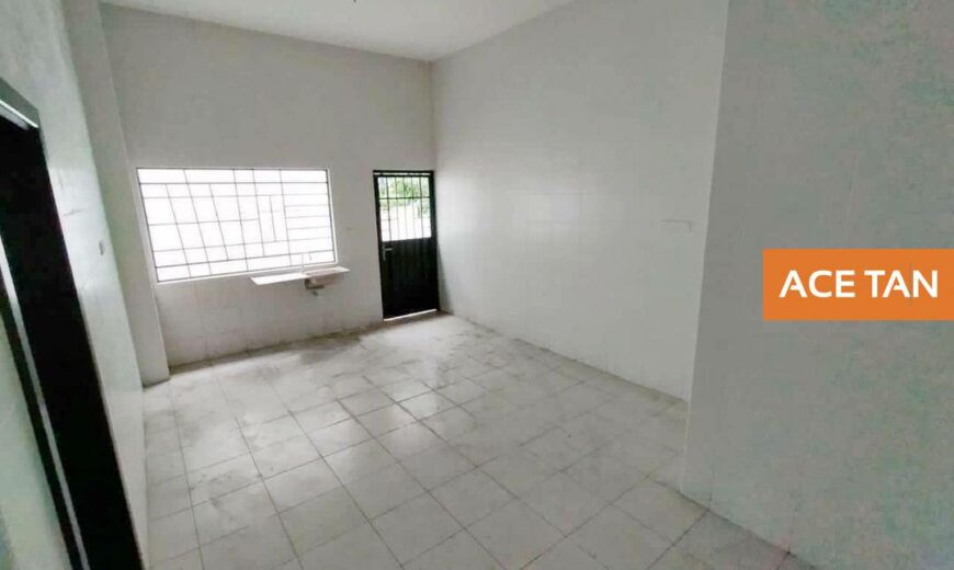 Setia Indah – 2 Storey Corner Bungalow – FOR SALE Setia Indah – 2 Storey Corner Bungalow – FOR SALE