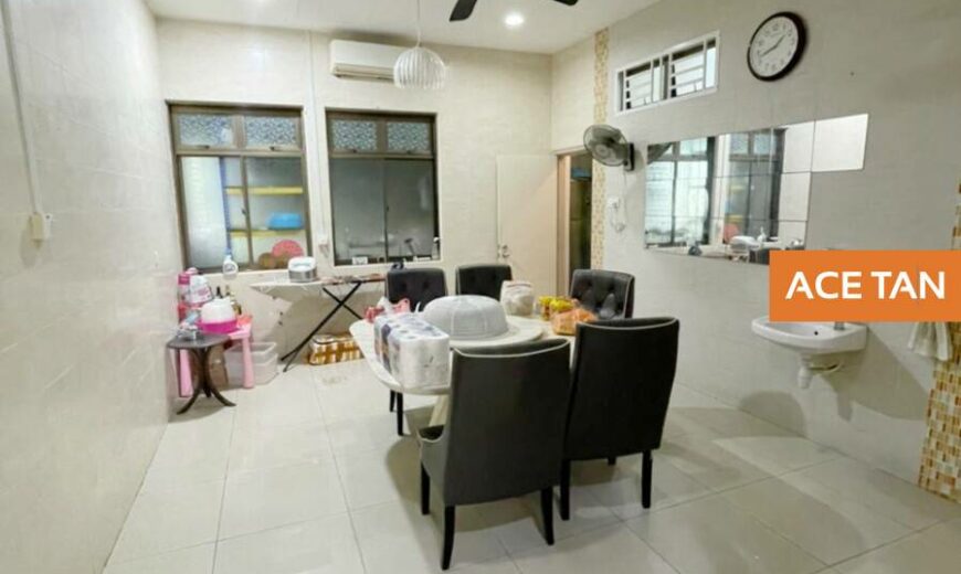 Desa Tebrau – 3 Storey Semi Detached – FOR SALE Desa Tebrau – 3 Storey Semi Detached – FOR SALE