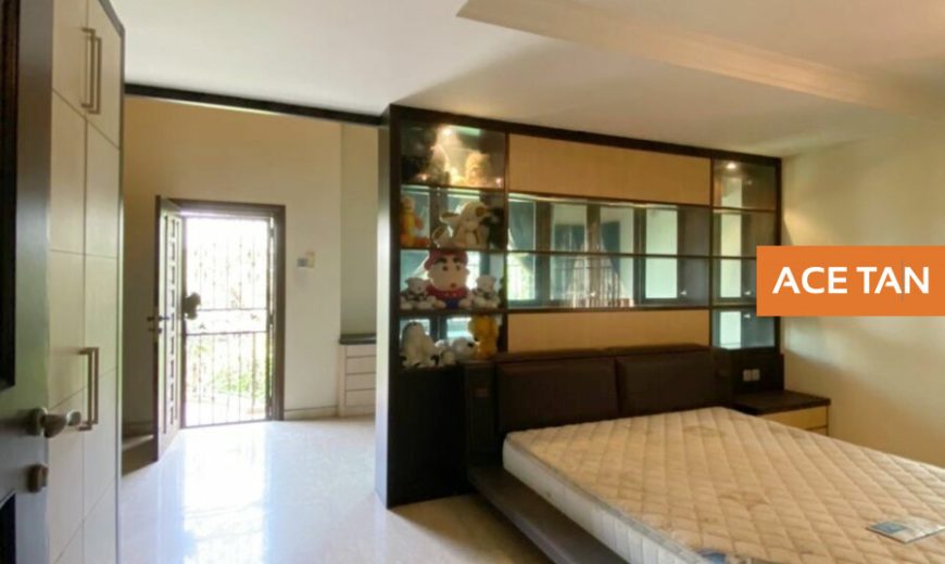 Bandar Baru Permas Jaya – 3 Storey Bungalow – FOR SALE Bandar Baru Permas Jaya – 3 Storey Bungalow – FOR SALE