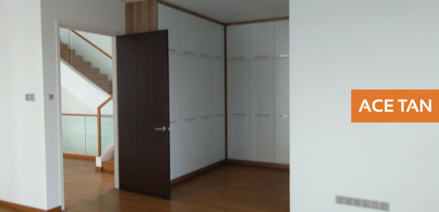 Senibong Cove – 3 Storey Bungalow – FOR SALE Senibong Cove – 3 Storey Bungalow – FOR SALE