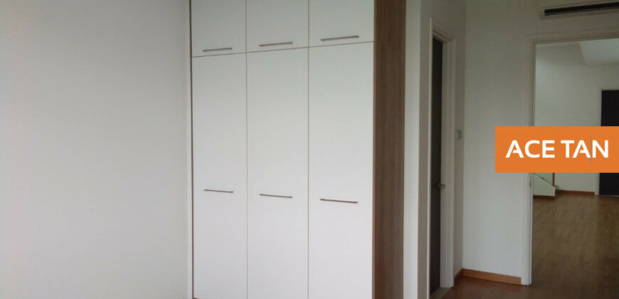 Senibong Cove – 3 Storey Bungalow – FOR SALE Senibong Cove – 3 Storey Bungalow – FOR SALE