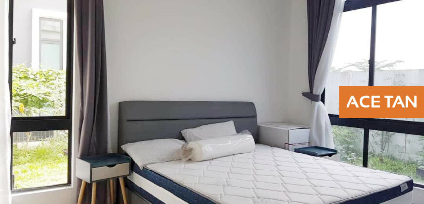 Senibong Cove – 3 Storey Bungalow – FOR SALE Senibong Cove – 3 Storey Bungalow – FOR SALE