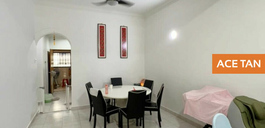 Impian Emas – 2 Storey SuperLink House – FOR SALE Impian Emas – 2 Storey SuperLink House – FOR SALE