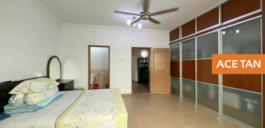Impian Emas – 2 Storey SuperLink House – FOR SALE Impian Emas – 2 Storey SuperLink House – FOR SALE