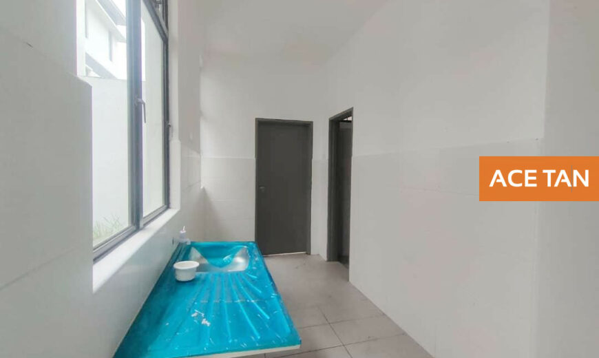 Mutiara Mas – 3 Storey Cluster House – FOR SALE Mutiara Mas – 3 Storey Cluster House – FOR SALE