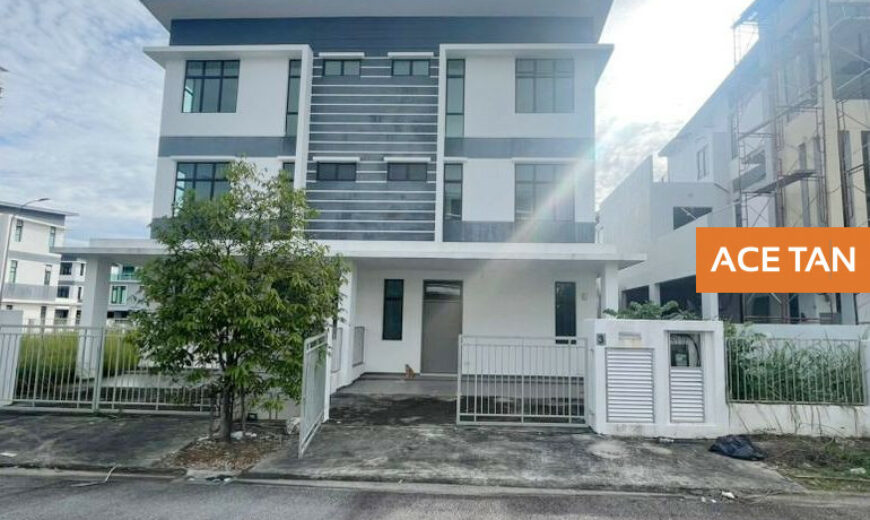 Mutiara Mas – 3 Storey Cluster House – FOR SALE Mutiara Mas – 3 Storey Cluster House – FOR SALE