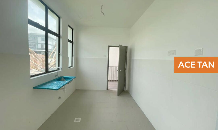 Mutiara Mas – 3 Storey Corner Cluster House – FOR SALE Mutiara Mas – 3 Storey Corner Cluster House – FOR SALE