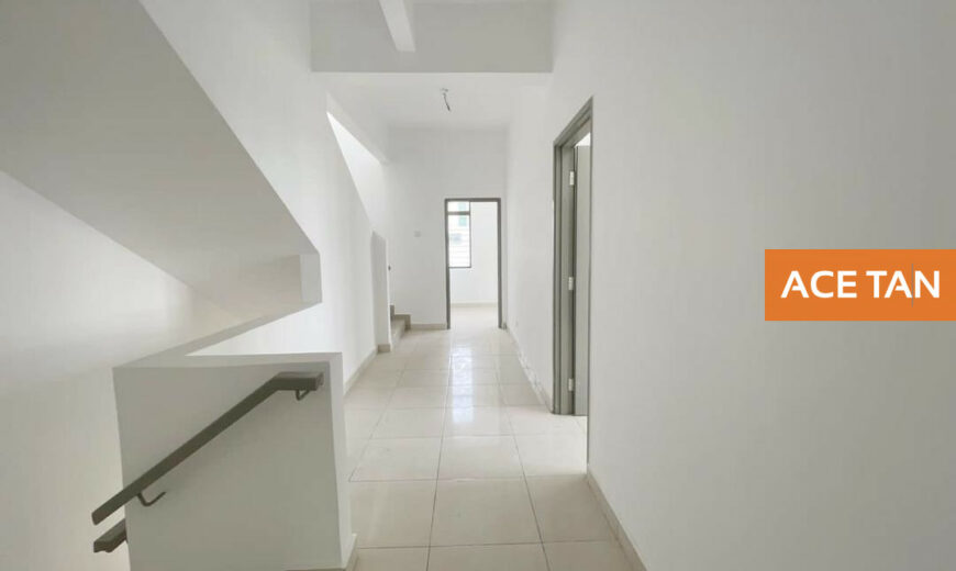 Mutiara Mas – 3 Storey Corner Cluster House – FOR SALE Mutiara Mas – 3 Storey Corner Cluster House – FOR SALE