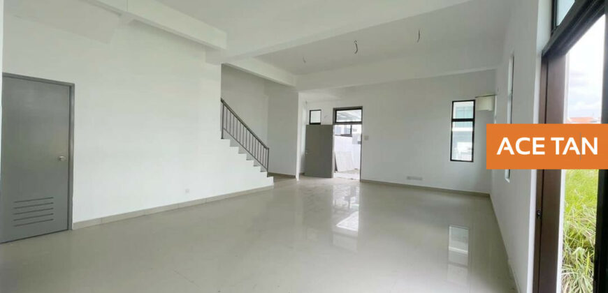 Mutiara Mas – 3 Storey Corner Cluster House – FOR SALE Mutiara Mas – 3 Storey Corner Cluster House – FOR SALE