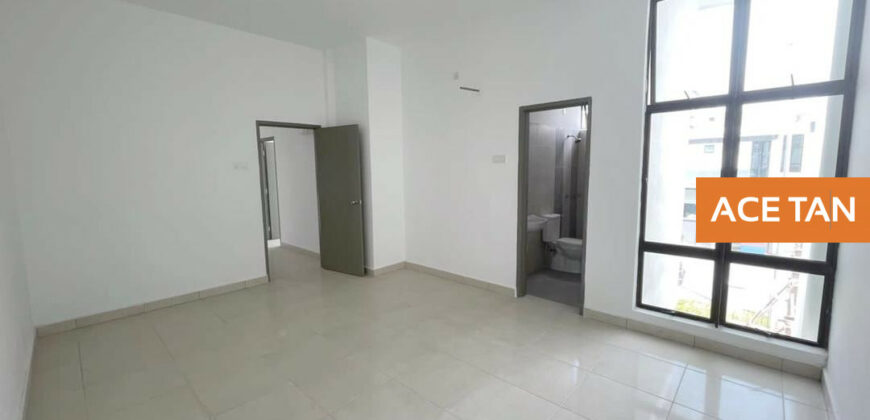 Mutiara Mas – 3 Storey Corner Cluster House – FOR SALE Mutiara Mas – 3 Storey Corner Cluster House – FOR SALE