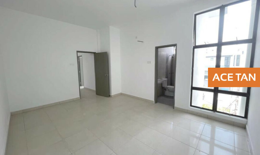 Mutiara Mas – 3 Storey Corner Cluster House – FOR SALE Mutiara Mas – 3 Storey Corner Cluster House – FOR SALE