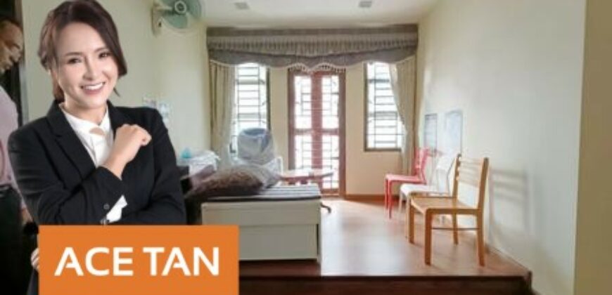 Taman Pulai Flora – 3 Storey Semi Detached – FOR SALE