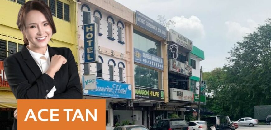 Johor Jaya – 3 Storey Shop Lot – FOR SALE Johor Jaya – 3 Storey Shop Lot – FOR SALE