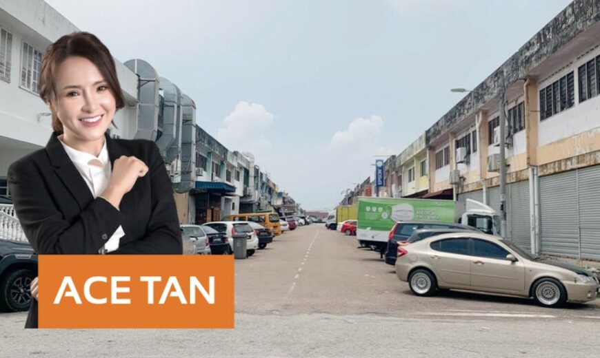 Johor Jaya – 3 Storey Shop Lot – FOR SALE Johor Jaya – 3 Storey Shop Lot – FOR SALE