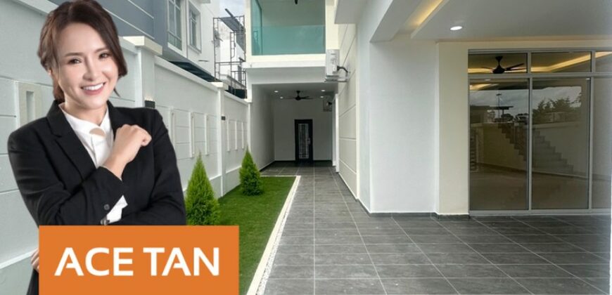 Taman Kempas Utama – 2 Storey Cluster House – FOR SALE Taman Kempas Utama – 2 Storey Cluster House – FOR SALE