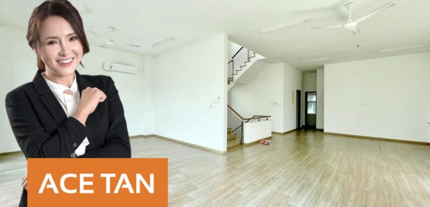 Desa Tebrau – 3 Storey Bungalow – FOR SALE Desa Tebrau – 3 Storey Bungalow – FOR SALE