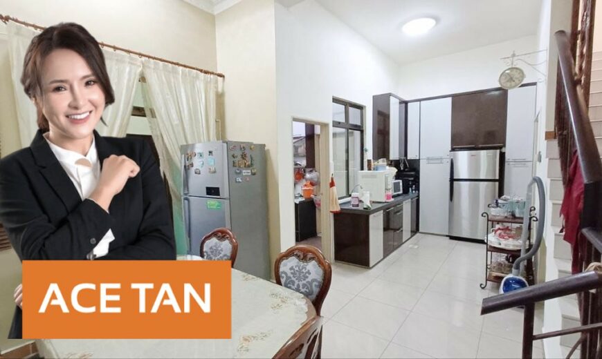 Kempas Utama – 2 Storey End Lot Terrace House – FOR SALE Kempas Utama – 2 Storey End Lot Terrace House – FOR SALE