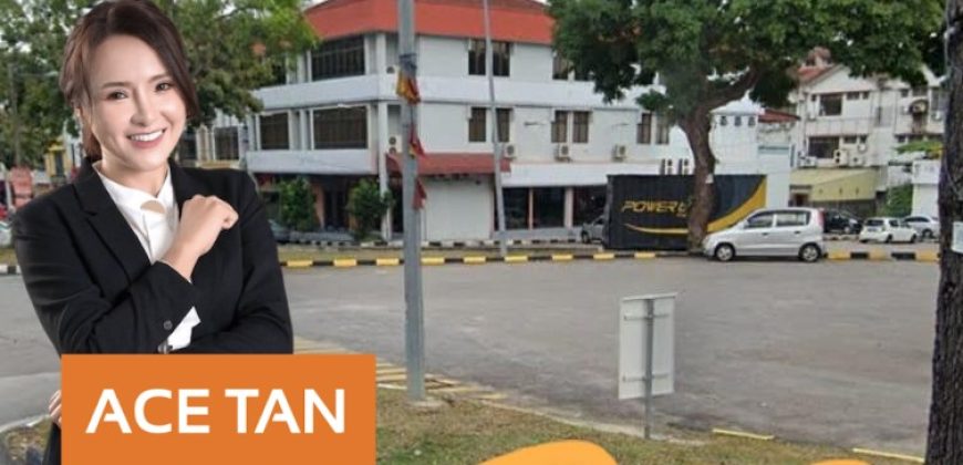 Taman Molek – 2 Storey Shop Lot – FOR SALE Taman Molek – 2 Storey Shop Lot – FOR SALE