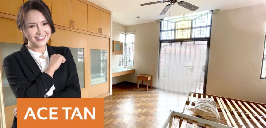 Impian Emas – 2 Storey SuperLink House – FOR SALE Impian Emas – 2 Storey SuperLink House – FOR SALE