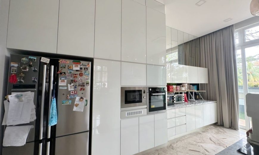 Impian Heights – 3 Storey Bungalow House – FOR SALE Impian Heights – 3 Storey Bungalow House – FOR SALE