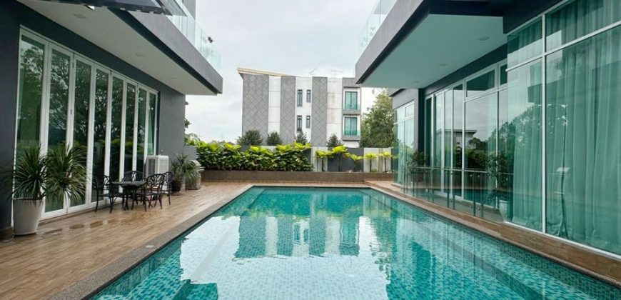 Impian Heights – 3 Storey Bungalow House – FOR SALE Impian Heights – 3 Storey Bungalow House – FOR SALE