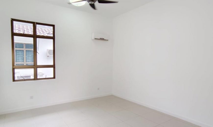 Taman Pulai Bayu – 3 Storey Semi Detached House – FOR SALE Taman Pulai Bayu – 3 Storey Semi Detached House – FOR SALE