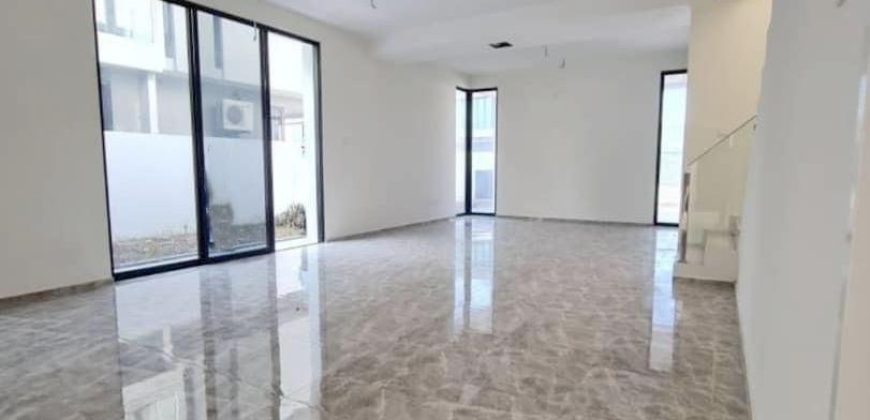 Bandar Seri Alam – 2 Storey Semi Detached – FOR SALE Bandar Seri Alam – 2 Storey Semi Detached – FOR SALE