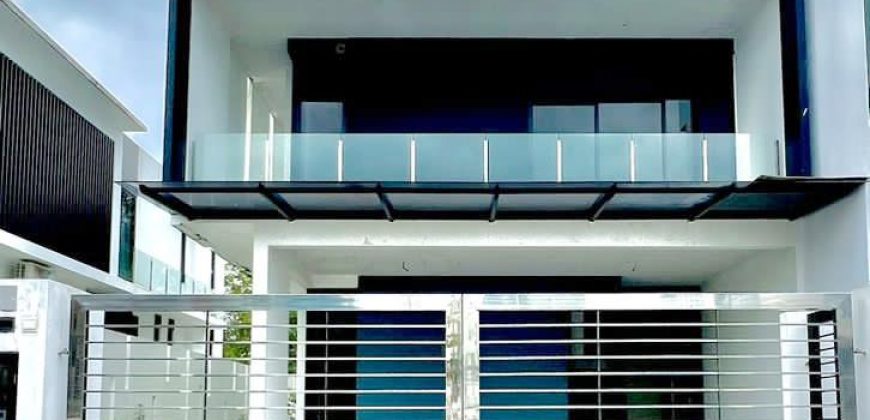 Bandar Seri Alam – 2 Storey Semi Detached – FOR SALE Bandar Seri Alam – 2 Storey Semi Detached – FOR SALE