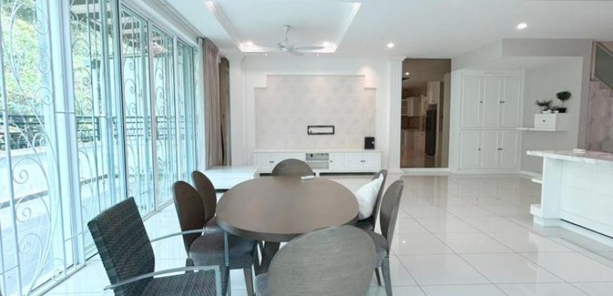 Austin Heights – 2 Storey Semi Detached – FOR SALE Austin Heights – 2 Storey Semi Detached – FOR SALE