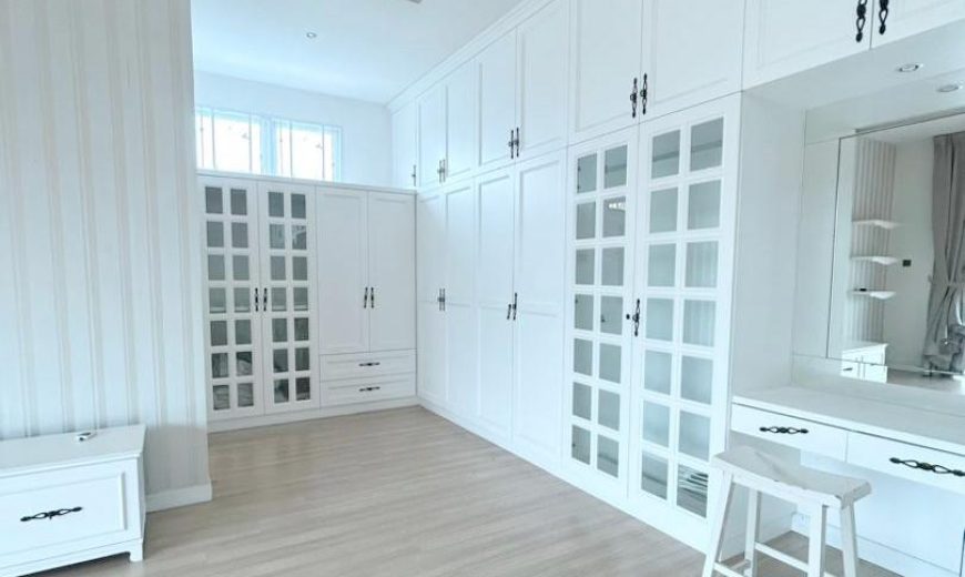 Austin Heights – 2 Storey Semi Detached – FOR SALE Austin Heights – 2 Storey Semi Detached – FOR SALE
