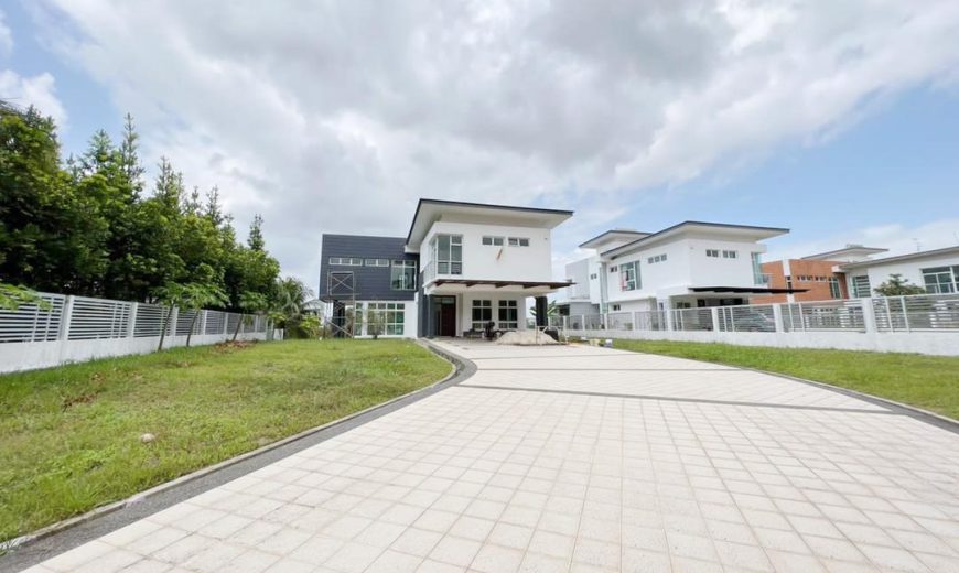Horizon Hills – 3 Storey Bungalow House – FOR SALE Horizon Hills – 3 Storey Bungalow House – FOR SALE