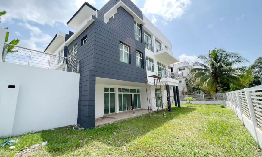 Horizon Hills – 3 Storey Bungalow House – FOR SALE Horizon Hills – 3 Storey Bungalow House – FOR SALE