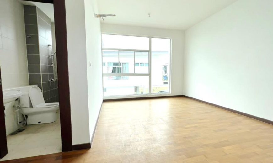 Horizon Hills – 3 Storey Bungalow House – FOR SALE Horizon Hills – 3 Storey Bungalow House – FOR SALE