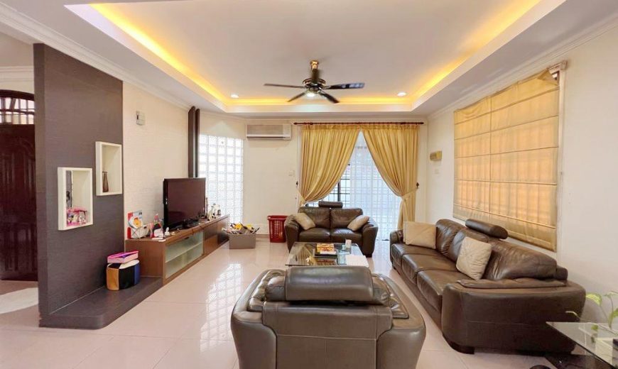 Taman Molek – 2 Storey End Lot Terrace House – FOR SALE Taman Molek – 2 Storey End Lot Terrace House – FOR SALE