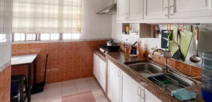 Taman Molek – 2 Storey End Lot Terrace House – FOR SALE Taman Molek – 2 Storey End Lot Terrace House – FOR SALE