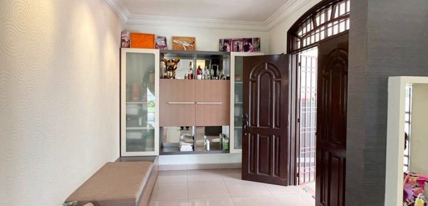 Taman Molek – 2 Storey End Lot Terrace House – FOR SALE Taman Molek – 2 Storey End Lot Terrace House – FOR SALE