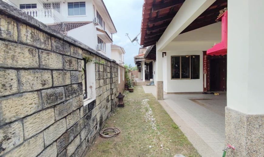 Taman Pelangi – 3 Storey Semi Detached House – FOR SALE Taman Pelangi – 3 Storey Semi Detached House – FOR SALE
